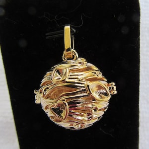 1 Hollow Gold Tone Rack Plating Brass Prayer Box/Caller Ball Pendant Round -Fits 16mm Ball  (c61)