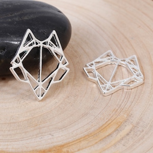 2 Silver Plated Origami Style Fox Head Charm Pendants 24 x 22mm (B18t)