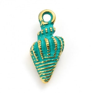 5 Gold Plated & Patina Green Enamel Shell Charm/Pendants 19 x 8mm (B174b)