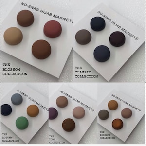 Puede incluir: Cuatro juegos de imanes para hiyab anti-enganche en diferentes colores. Cada juego tiene tres imanes y está etiquetado con el nombre de una colección: The Blossom Collection, The Classic Collection, The Autumn Collection y The Tone Collection.