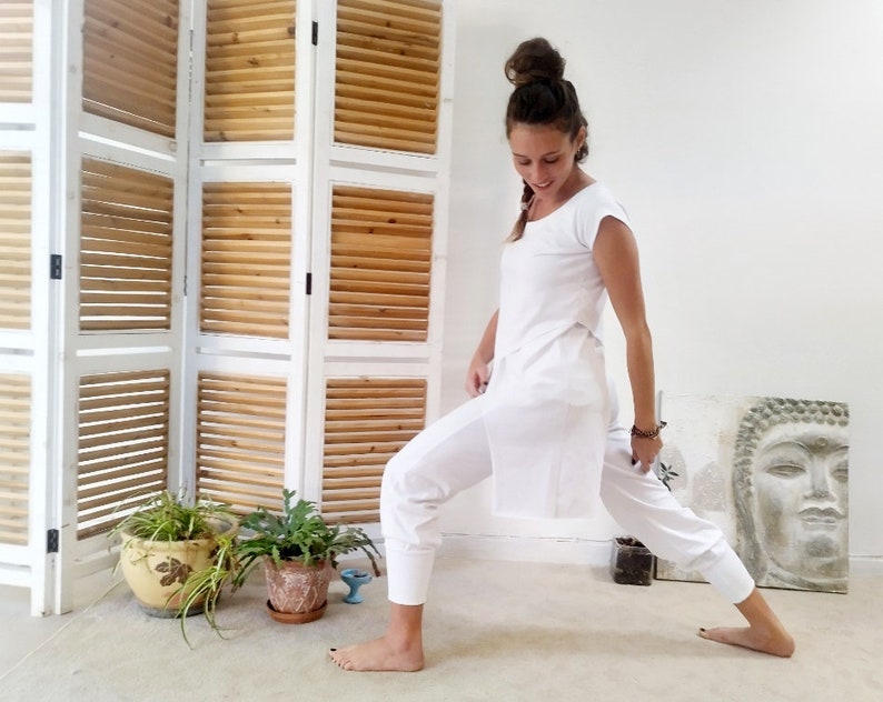 Tunique de yoga, vêtements de yoga pour femme, cadeau pour elle, tunique d'initiation, vêtements de kundalini, vêtements amples, haut de yoga, vêtements spirituels blancs image 3