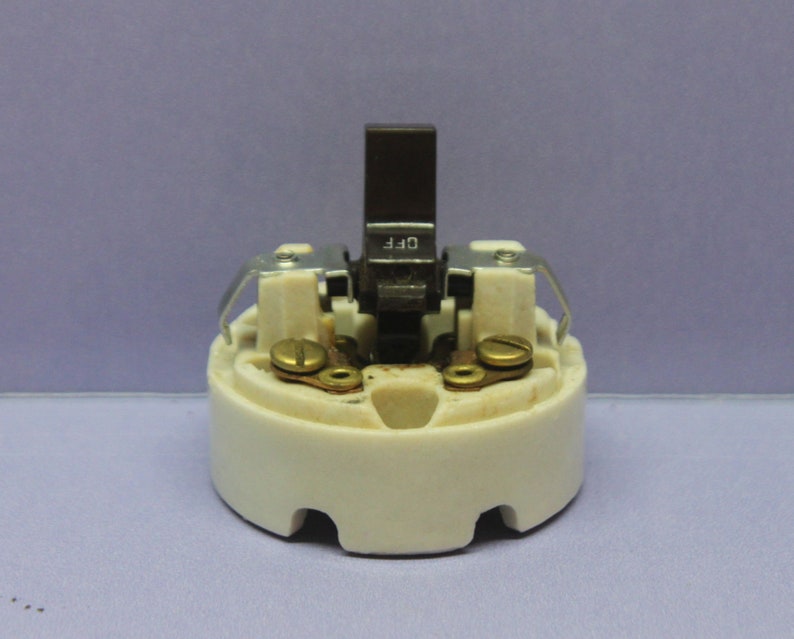 NEW Vintage Antique Round Toggle Light Switch - Bakelite/porcelain ...