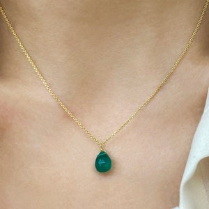 Green Onyx Necklace, Green onyx drop, green drop necklace, May Birthstone Necklace, Emerald pendant, Emerald necklace, Green drop pendant