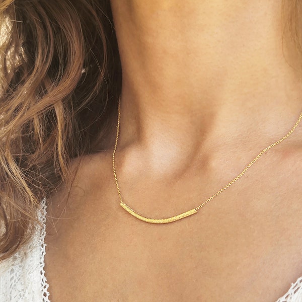 Collier de barre incurvée, collier de barre délicate, collier souriant, collier minimaliste, collier de perles de tube, collier chic simple