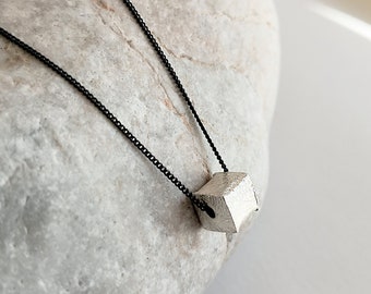 Tiny Cube Necklace, Silver Cube Necklace, Silver Cube Pendant, Minimalist necklace, Geometric Necklace, Christmas Gift, Layered necklace