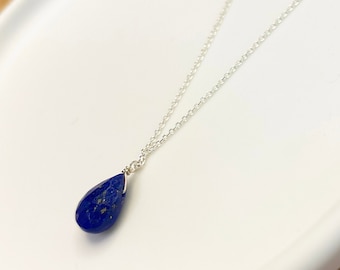 Ruwe lapis lazuli edelsteen ketting, echte Lapis Lazuli hanger, blauwe Lapis ketting, lapis Lazuli choker, Lapis traan, journalist cadeau