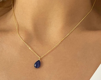 Ruwe blauwe saffier ketting, goede Vibes ketting, september Birthstone ketting, echte blauwe saffier ketting, saffier sieraden, Weegschaal geschenken