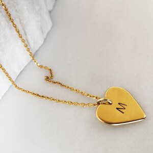 Collar romántico, collar de monograma, regalo personalizado, regalo del día de las madres, collar de mamá, collar inicial, collar de nombre, regalo de la abuela