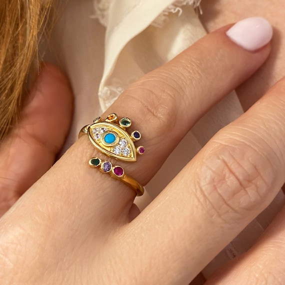 A must-buy ``gentleman'' good luck ring – 買えるLEON