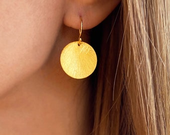 Gold coin earrings, Medallion earrings, Statement Earrings, big coin earrings, Large Disc Earrings, Gold Disc Dangles, Gold Dot Earrings