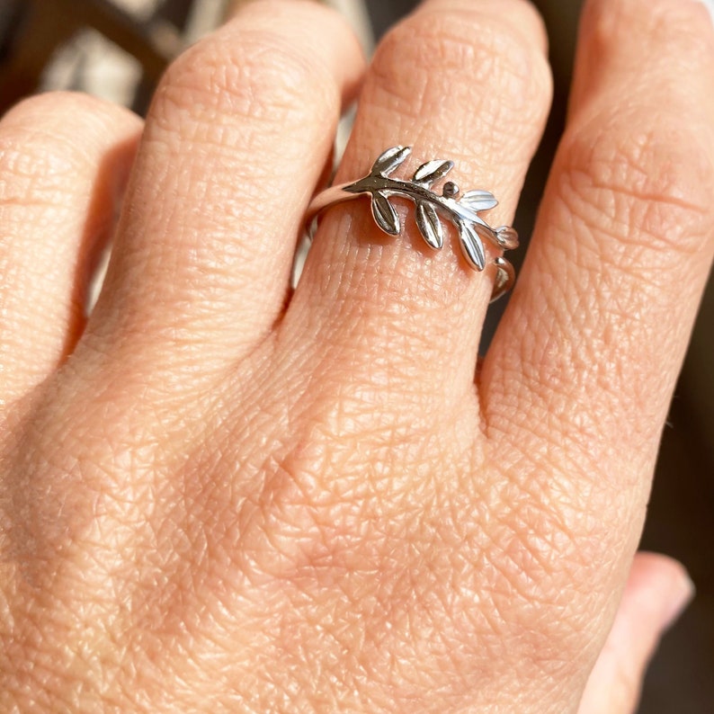 Olive Leaf Ring Athena Goddess Ring Olive Branch Ring Dainty Leaf Ring Nature ring Ancient Greek Ring Botanical Ring Adjustable Ring