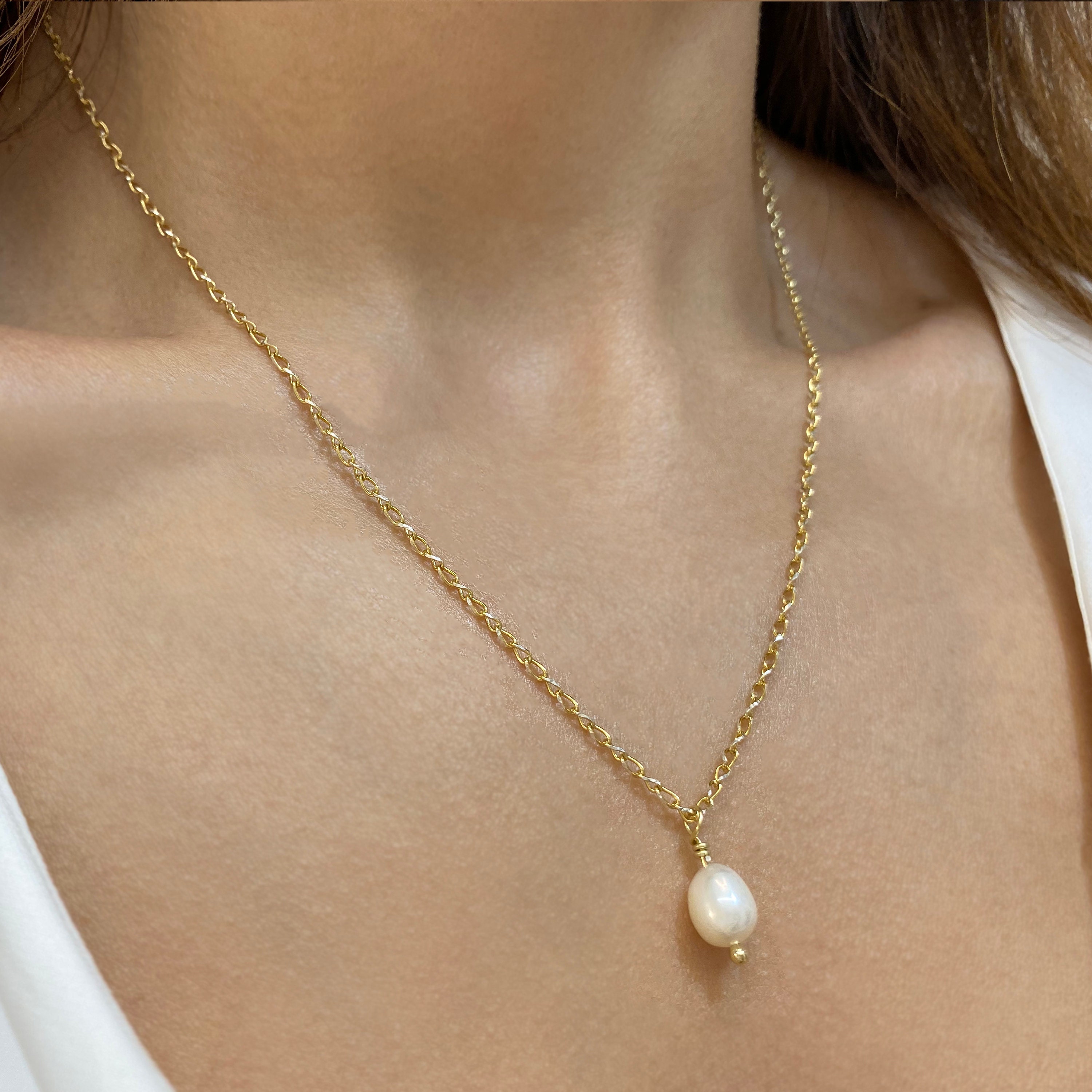 Single pearl necklace real clearance