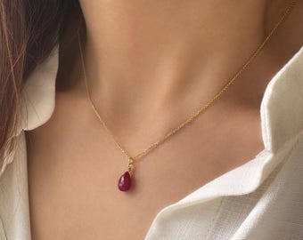 Ruby July Birthstone Necklace, Minimalist Zodiac Pendant for Cancer Gifts, Minimalist Astrology Jewelry