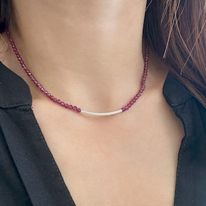 Raw Garnet Necklace, Seed Bead Choker, Birthday gifts, Gemstone Necklace, Stacking necklace, January Birthstone necklace, Red Garnet Choker