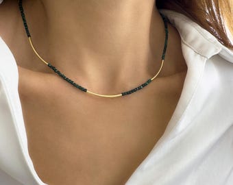 Minimalist seed bead choker necklace with natural malachite and gold bars, Beaded Gemstone Jewelry