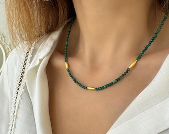Malachite Gemstone necklace with gold bars, Beaded Natural Gemstone Minimalist Choker, Silver 925 Jewelry