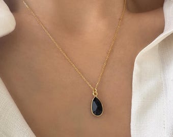 Black onyx Necklace, Teardrop Gemstone Pendant, Minimalist Protection Jewelry, Silver 925 chain