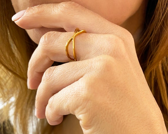 Dainty cross deals ring