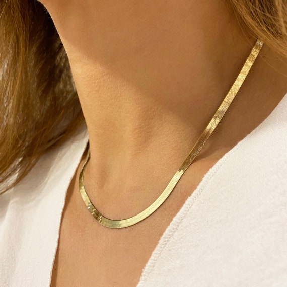 SNAKE CHAIN NECKLACE EXTRA THIN GOLD 45 CM SNAKE CHAIN NECKLACE EXTRA THIN GOLD 45 CM