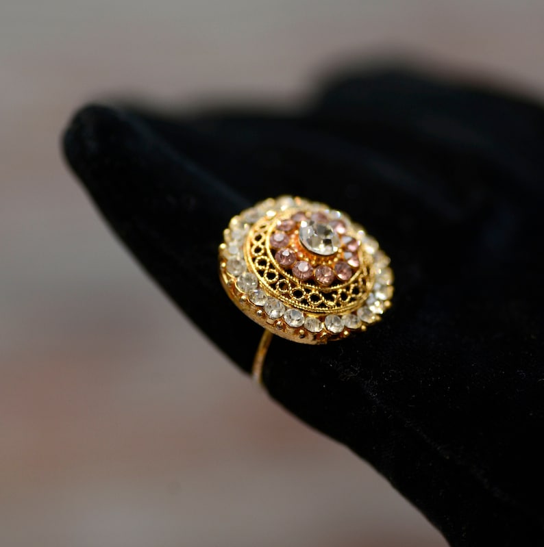 Vintage Openwork ring with crystals Gold Tone Pink and white Rhinestones Ring Large \u041aound \u0421rystal Ring Size 7