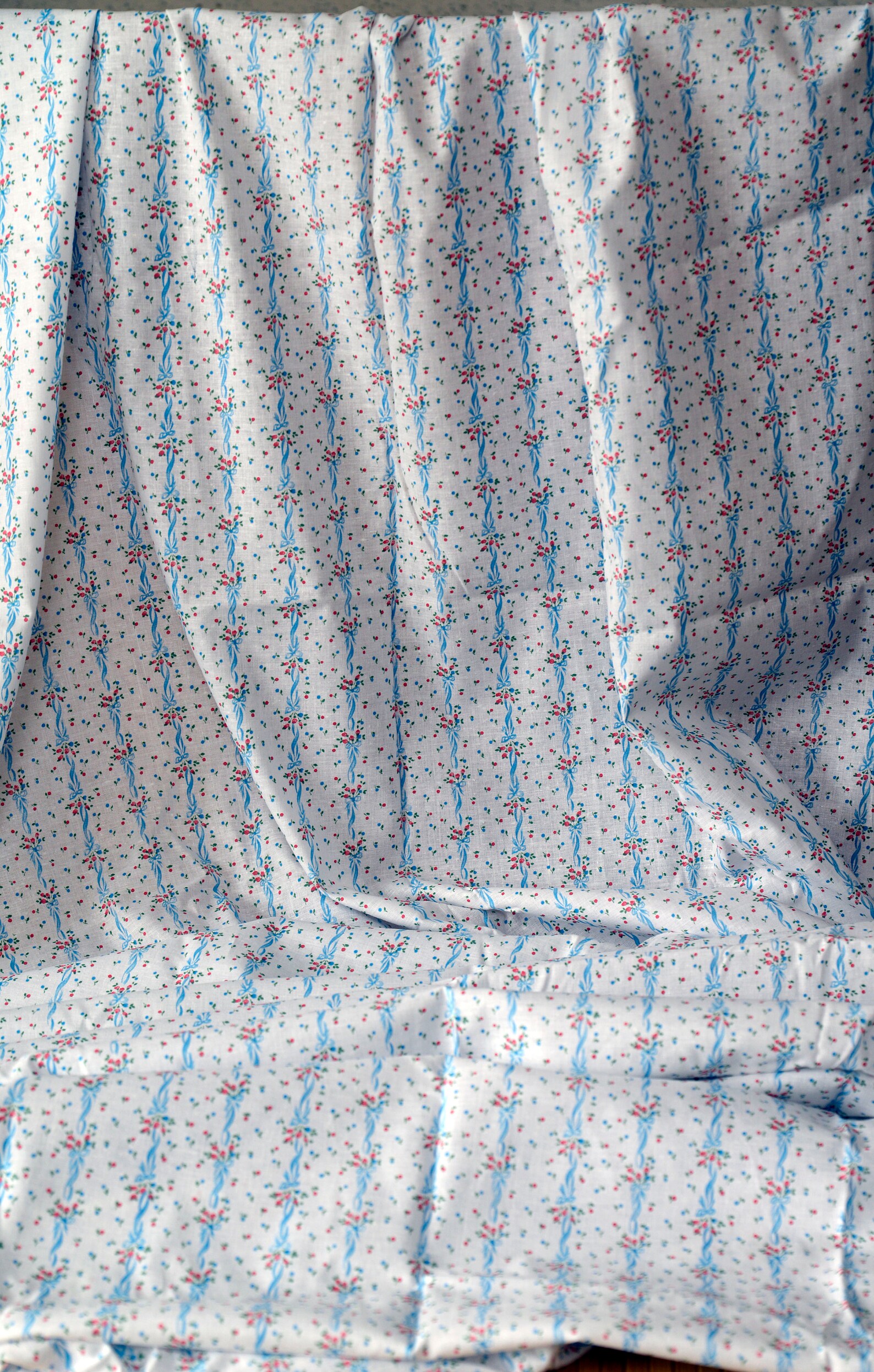 White Blue Vintage Floral Chintz Vintage Transparent Chintz Etsy