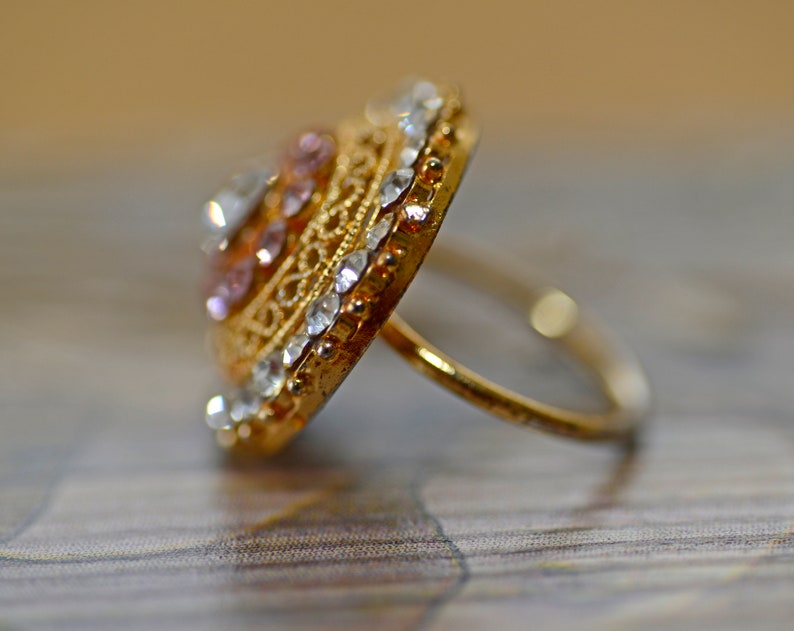 Vintage Openwork ring with crystals Gold Tone Pink and white Rhinestones Ring Large \u041aound \u0421rystal Ring Size 7
