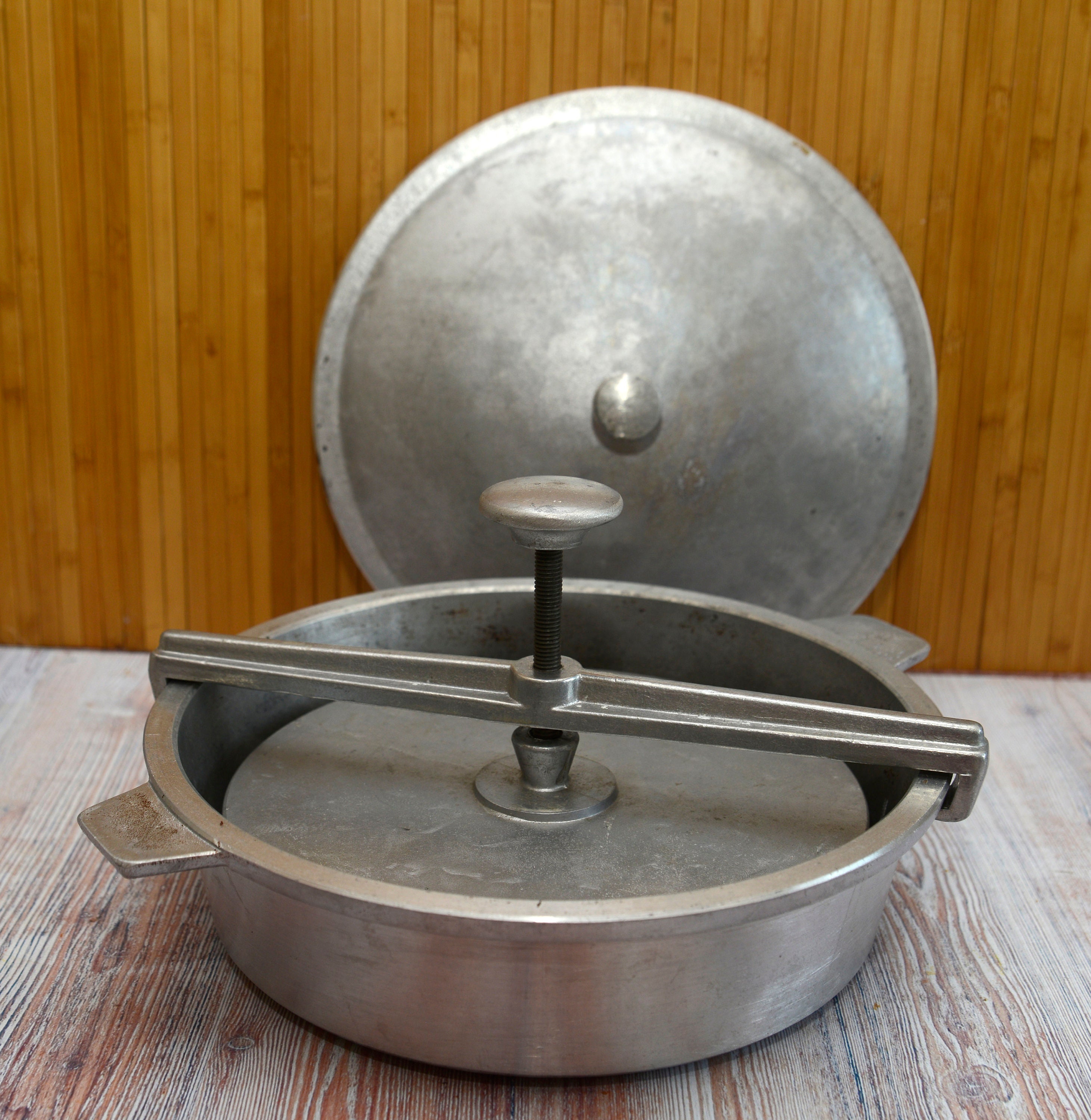 Large heavy frying pan with a press Soviet frying pan with a Etsy