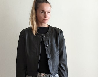 Vintage 1980s chaqueta de cuero negro / abrigo croptop / longitud de la cintura / armario cápsula / toda la temporada / retro / tamaño L