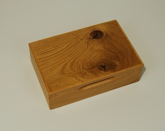 Holzkiste 23,5 x 15,5 x 7 cm / Natur eiche / Knoten / Unikat / Weihnachtsgeschenk / Box mit Deckel / Holzbox / Eichenholz natur / Äste