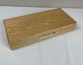 Holzkiste 32 x 15 x 5,5 cm / Eichenholz / Unikat / Weihnachtsgeschenk // Holzbox/ Eichenholz natur / Äste / Schatulle aus Eiche