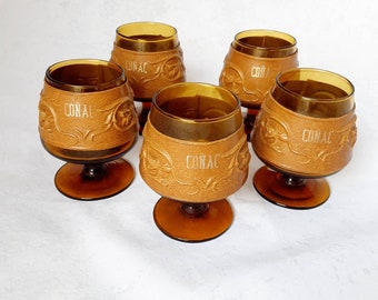 Vintage Set of 5 Amber Yellow Glass Cognac Glasses With Leather Covers, Retro Brandy Glasses, Mid Century Barware Amber Drinking Glasses