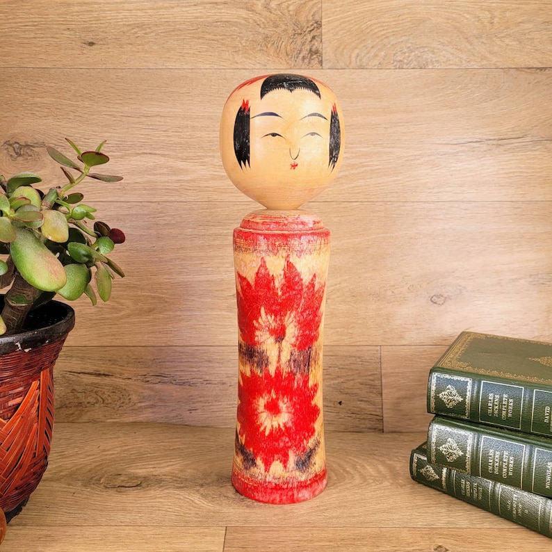 Vintage Large Wooden Japanese Kokeshi Doll Signed, Traditional Japanese Art Doll 1950s Hand Painted Doll Retro Vintage Home Decor image 5