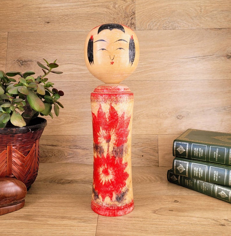 Vintage Large Wooden Japanese Kokeshi Doll Signed, Traditional Japanese Art Doll 1950s Hand Painted Doll Retro Vintage Home Decor image 7