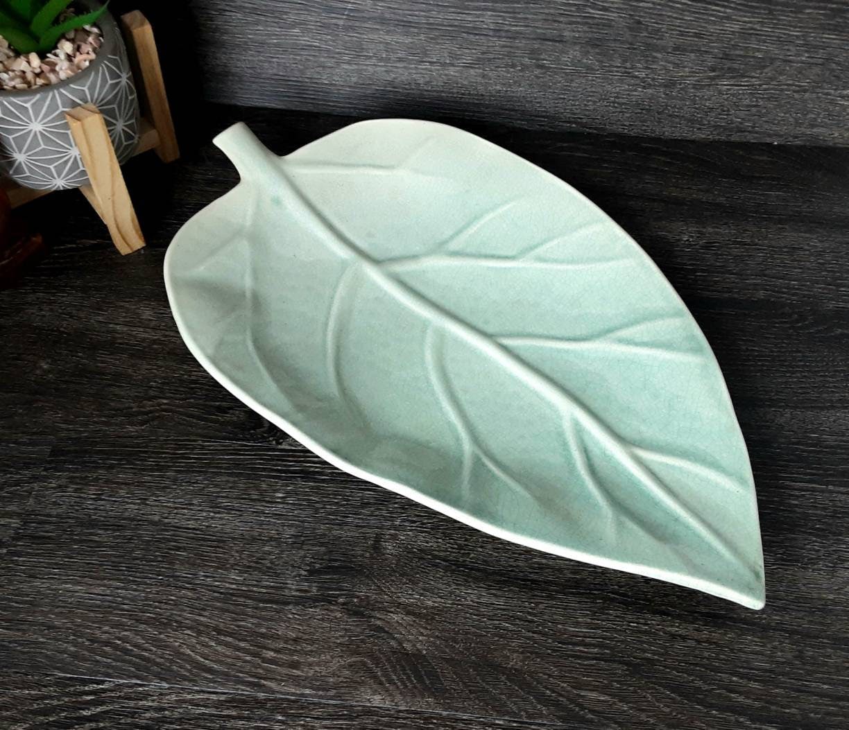 リーフ皿　22枚セット　Leaf Plate 昭和レトロ Vintage Leaf Plate Portugal, Large Crackle Glaze Leaf Shaped