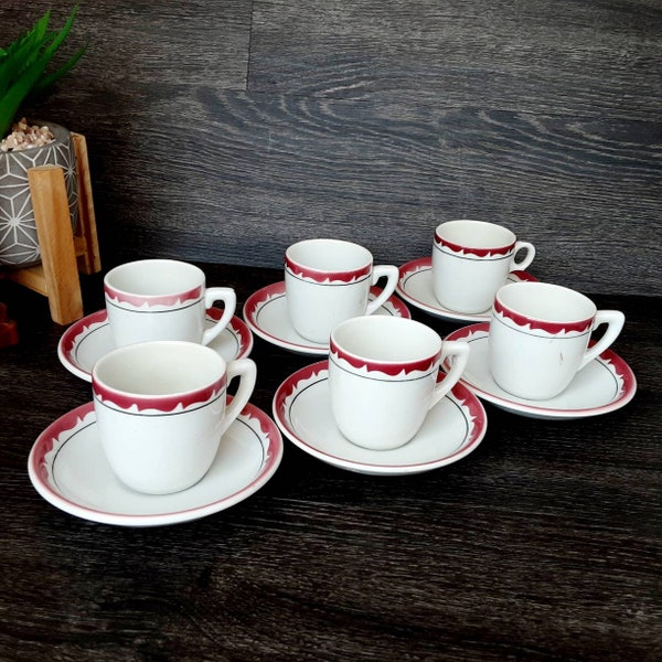 Vintage Expresso Cups and Saucers by Duraline Grindley Hotelware Co England "Bordeaux" Pattern, Retro Cream And Red Coffee Cups Saucers 60s