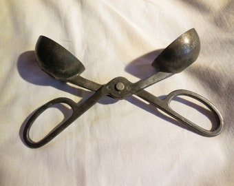 Vintage Aluminum Meatball Maker, Scissor Type, Kitchen Utensil