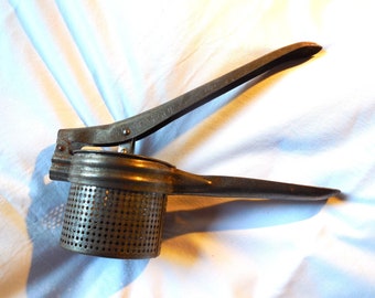 Vintage Galvanized Potato Ricer – 1960s Kitchen Tool