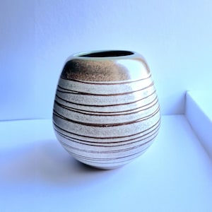 Vintage East German Pottery Vase by VEB Haldensleben, Model 3190 A – Fat Lava Ceramic, Mid-Century Modern Striped Design