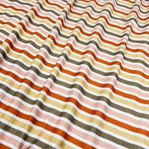 Tecido de malha canelada, listras vintage em tons quentes, laranja/amarelo/verde com base marfim, canelado 4x2, tecido por 1/2 jarda, jarda, amostra, elástico em 4 direções