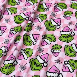 Dubbelborstad polytyg: Mean Green Christmas med rosa gingham, 180 GSM