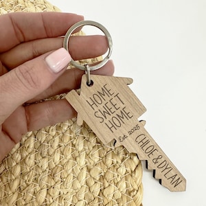 New Home Keyring Gift for Couple, Keyfob for New Home, Housewarming Gift, Personalised Key Chain Present, First Time Buyer, First Home Gift