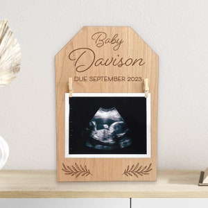 Personalised Pregnancy Announcement Sign, Wooden Due Date Plaque, Engraved Baby Scan Frame, Social Media Photo Prop Disc, Pregnancy Gift