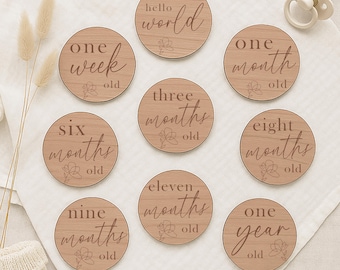Personalised Baby Milestone Discs | Wooden Newborn Photo Props