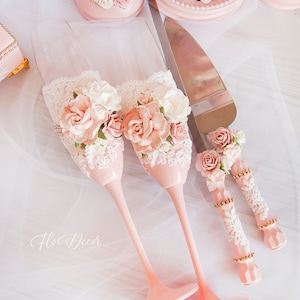 Blush Pink Wedding Champagne Flutes and Cake Server Set, Floral Glasses, Gift for Couple