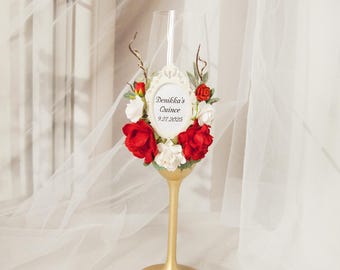 Red & Gold Champagne Flutes, Personalized Wedding Toasting Glasses, Quinceanera  Decor