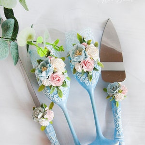 Dusty Blue champagne flutes Light pink wedding glasses with lace Something blue Cake server set Blue Toasting glasses Mis Blue Quinceanera