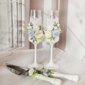 Personalized Dusty Blue champagne flutes White wedding glasses with lace Something blue Cake server set Quinceanera Toasting flutes