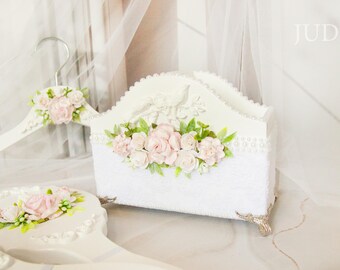 Luxury Organizer, White Makeup Brush Holder, Home Decor, Gift for Her, Vanity Storage Box