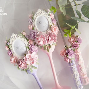 Copas de champán de lavanda personalizadas y palas y cuchillos para tartas Copas de brindis de color rosa claro Juego de bodas Boda Shabby Chic Decoración violeta