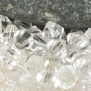 Bicone Beads,Clear Faceted Bicone Beads,8mm Faceted Bi-cone Beads,Large Lot of Bicone Beads,Acrylic Bicone Beads,Faceted Acrylic Beads